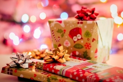I 10 consigli (dell’American Academy of Pediatrics) per scegliere il giusto regalo di Natale per i vostri bambini